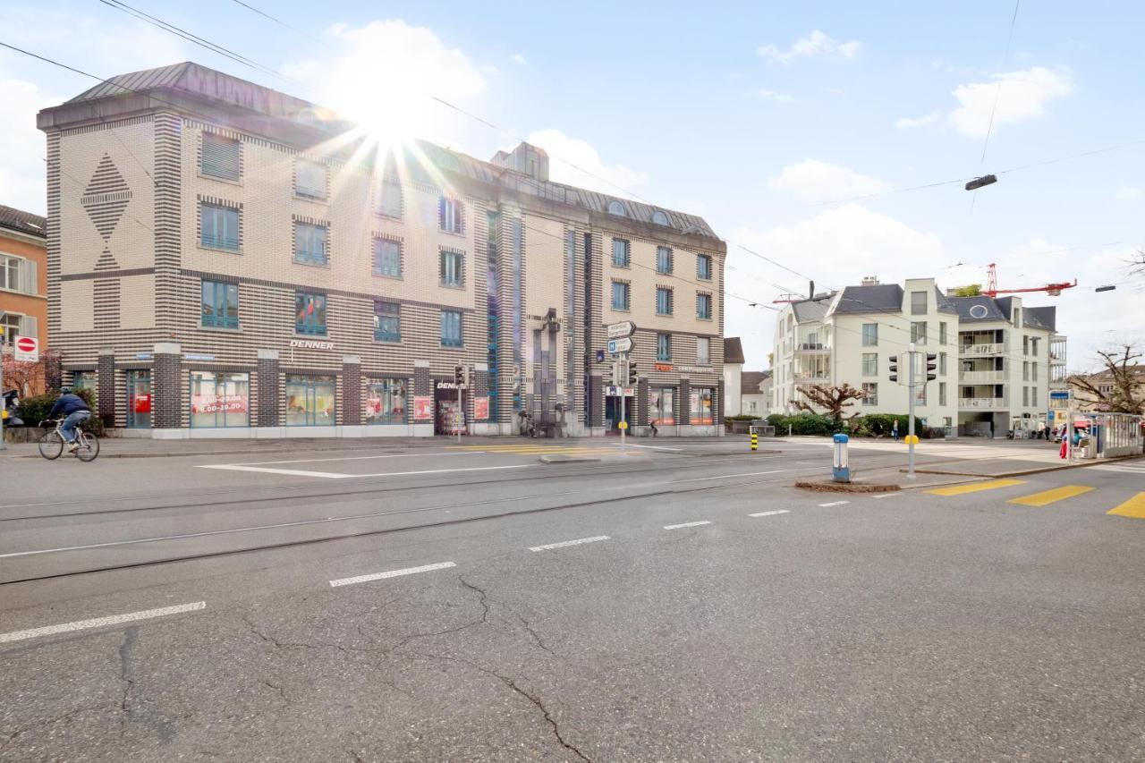 Spacious Central Apartments Hoting チューリッヒ エクステリア 写真