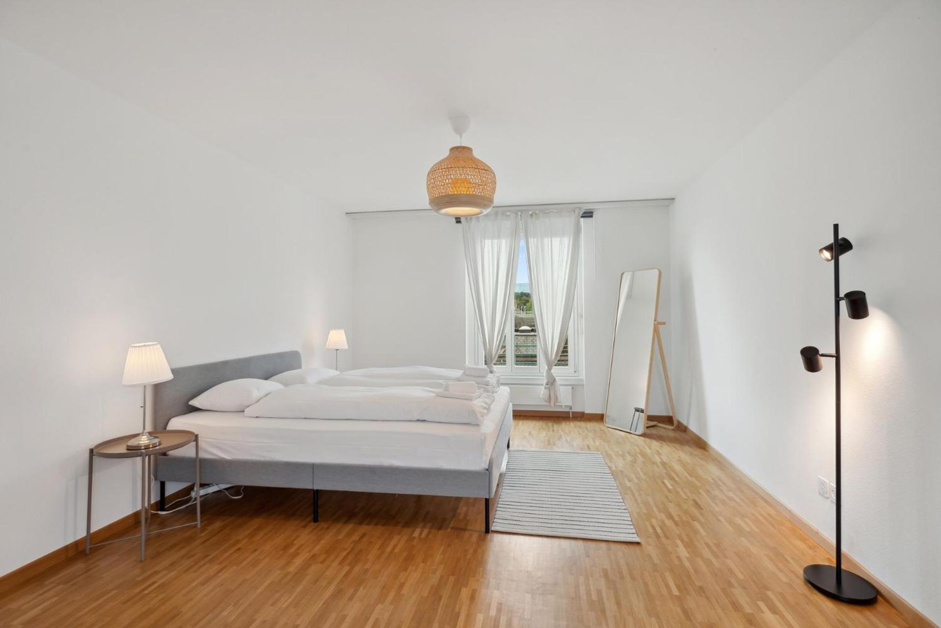 Spacious Central Apartments Hoting チューリッヒ エクステリア 写真