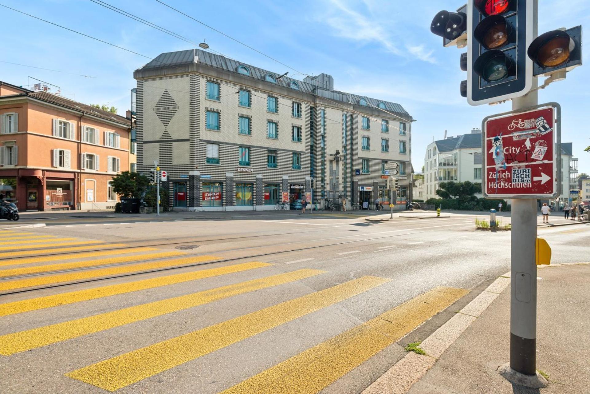 Spacious Central Apartments Hoting チューリッヒ エクステリア 写真