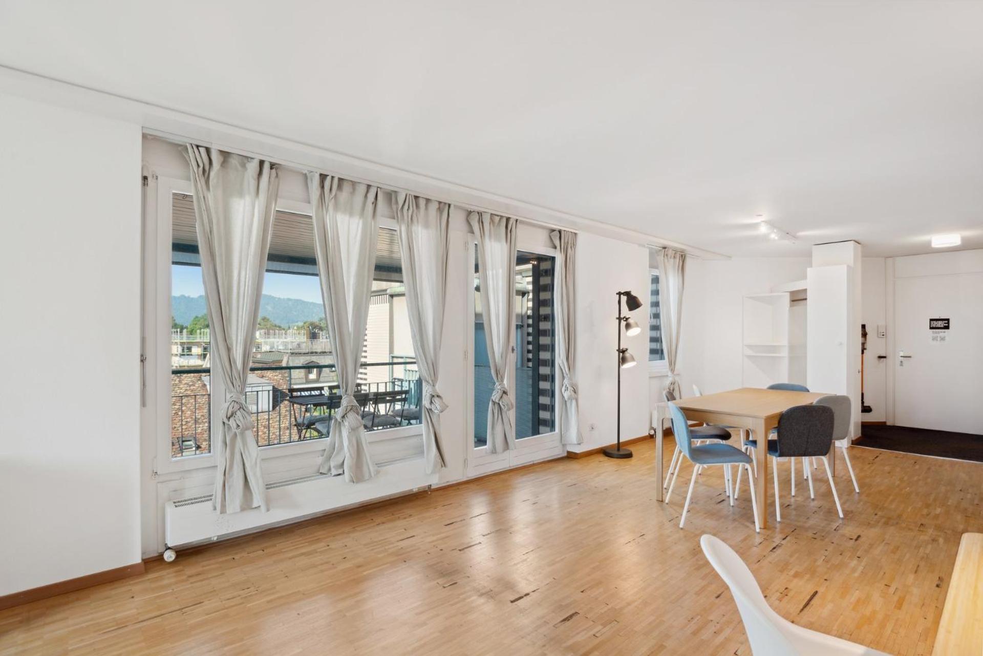 Spacious Central Apartments Hoting チューリッヒ エクステリア 写真