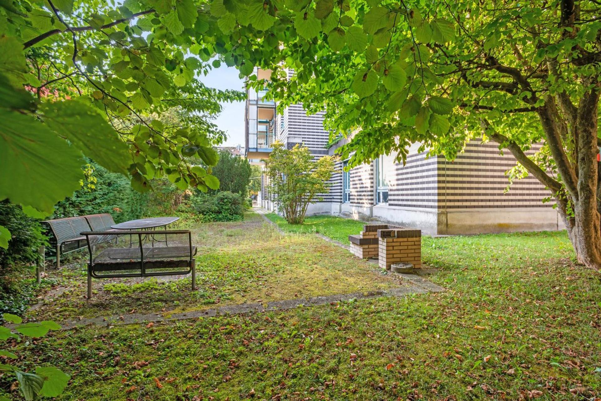 Spacious Central Apartments Hoting チューリッヒ エクステリア 写真